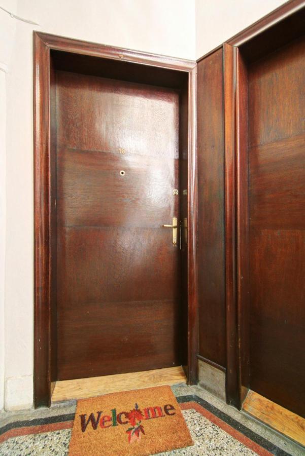 Centrala_24 Appartement Belgrado Buitenkant foto