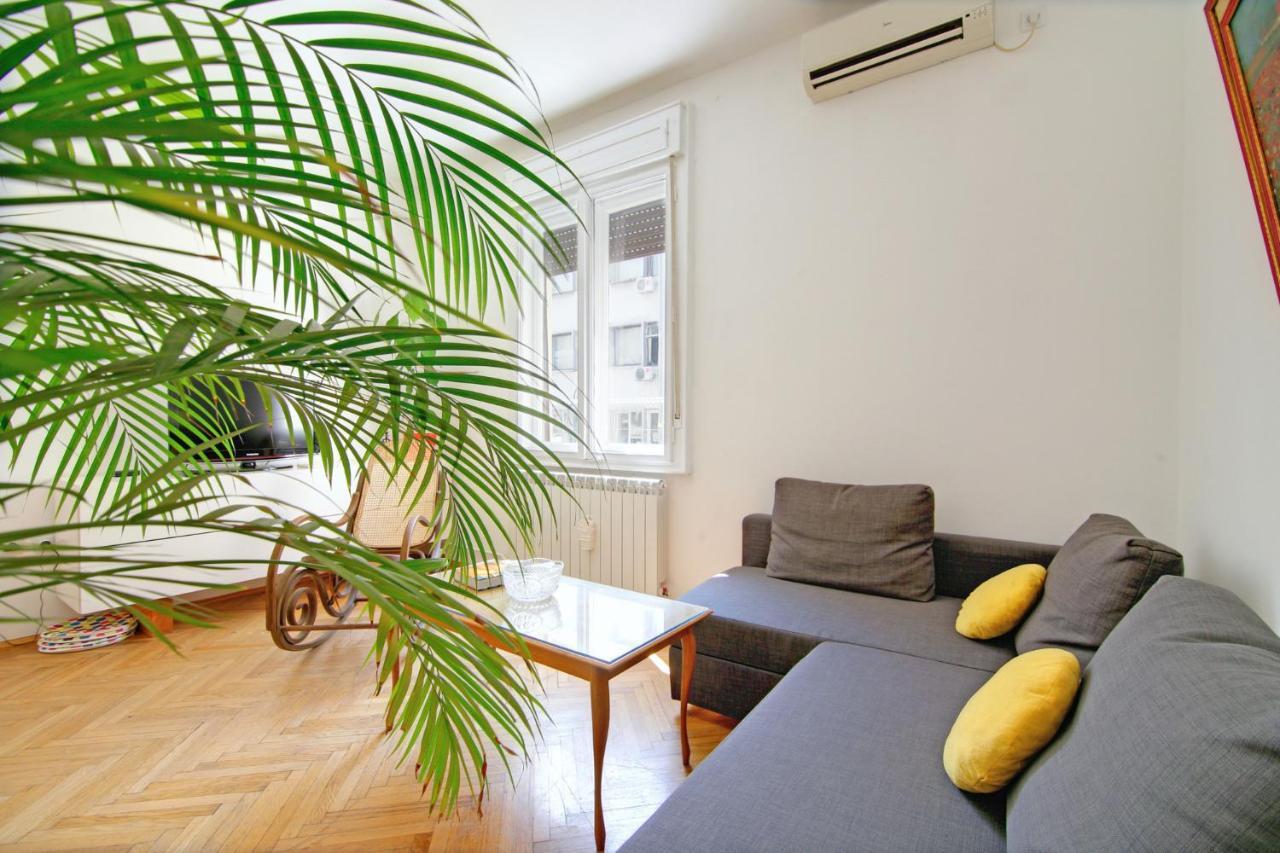 Centrala_24 Appartement Belgrado Buitenkant foto